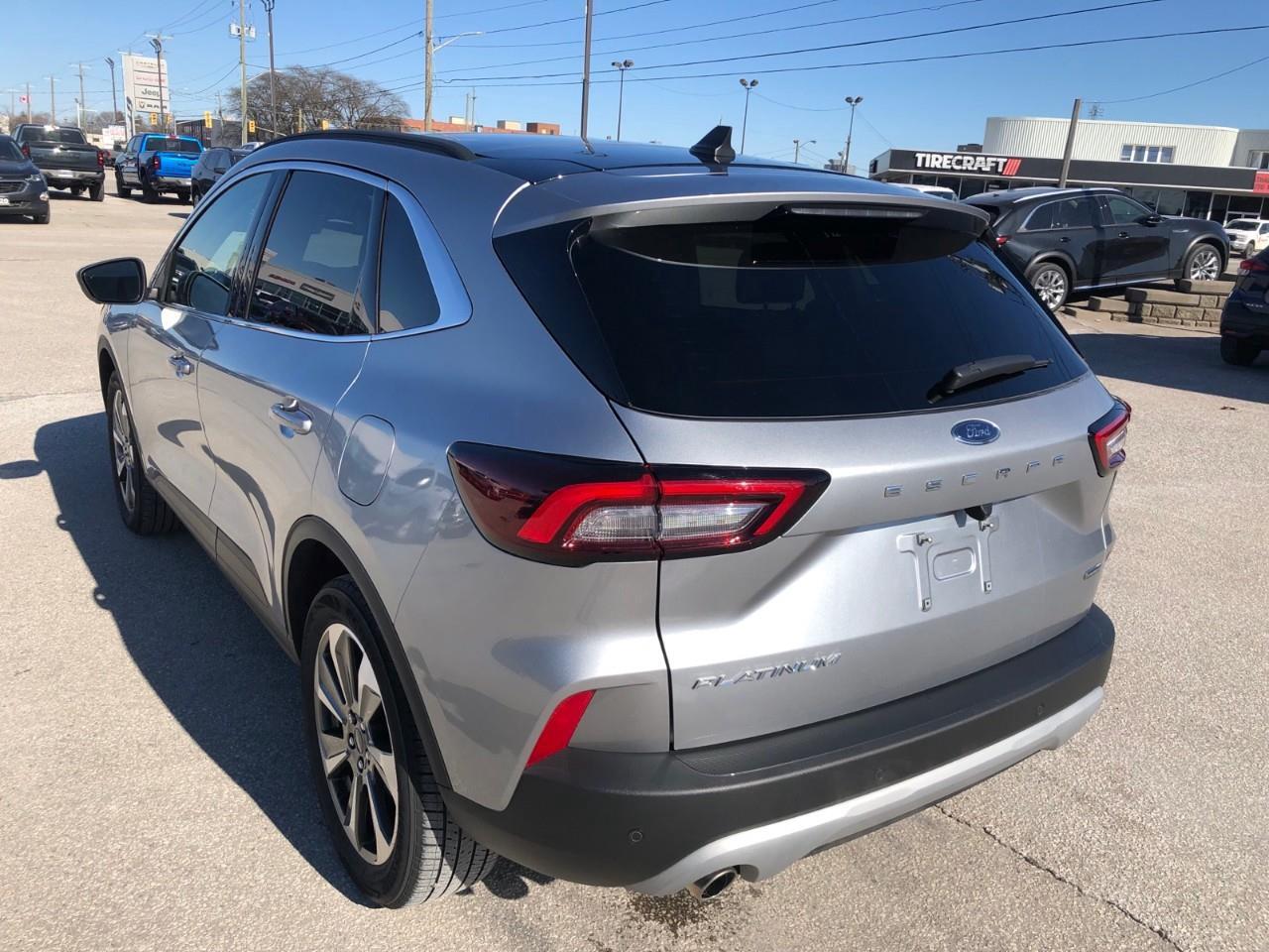 2023 Ford Escape Platinum | AWD | Pano Roof Photo