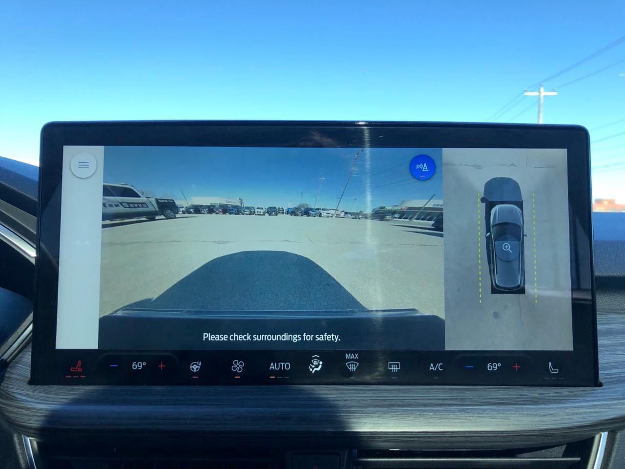 2023 Ford Escape Platinum | AWD | Pano Roof Photo