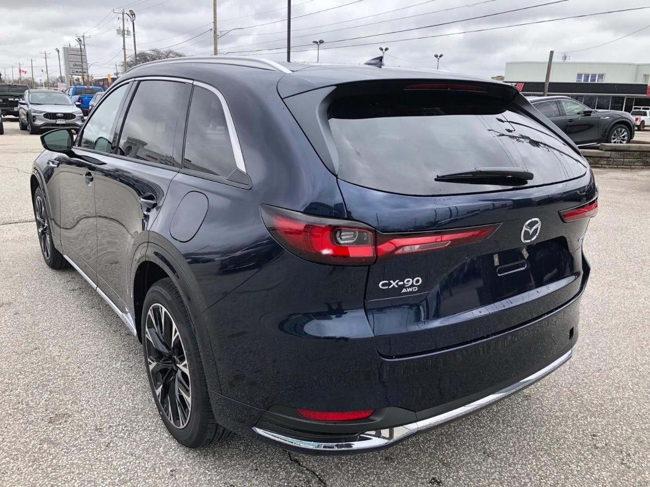 2026 Mazda CX-90 PHEV Signature Photo