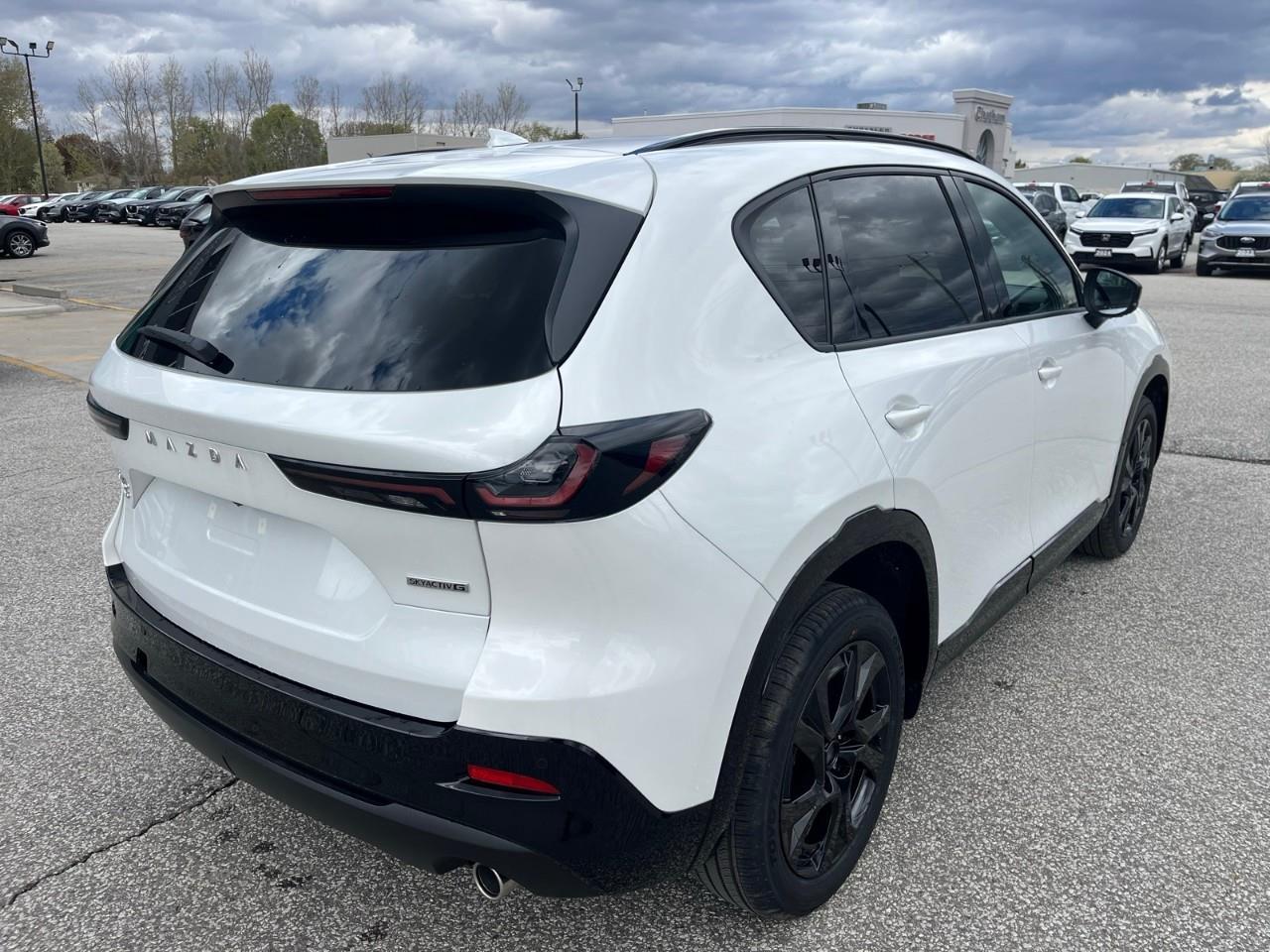 2026 Mazda CX-5 GT Photo4