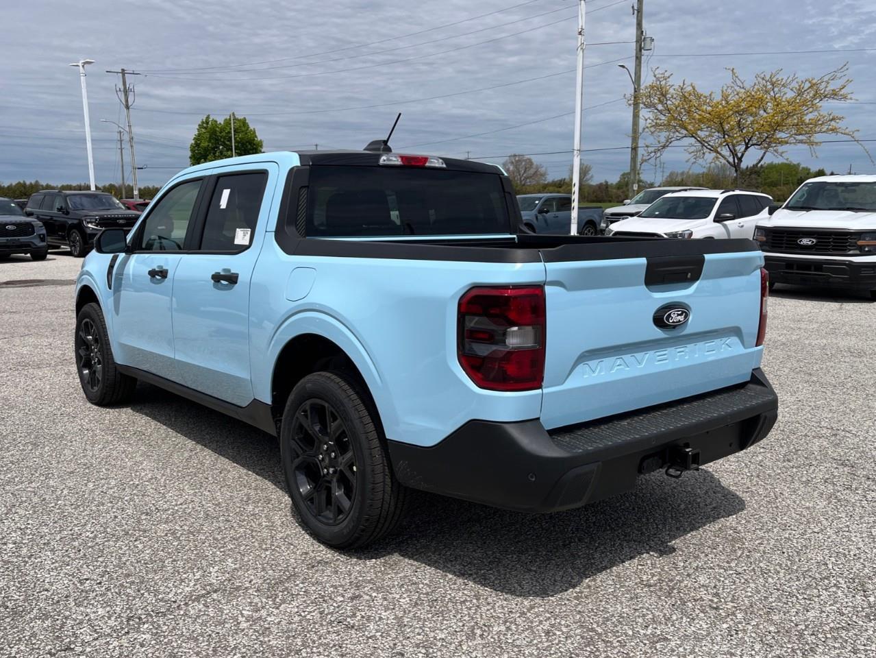 2026 Ford Maverick XLT Photo4