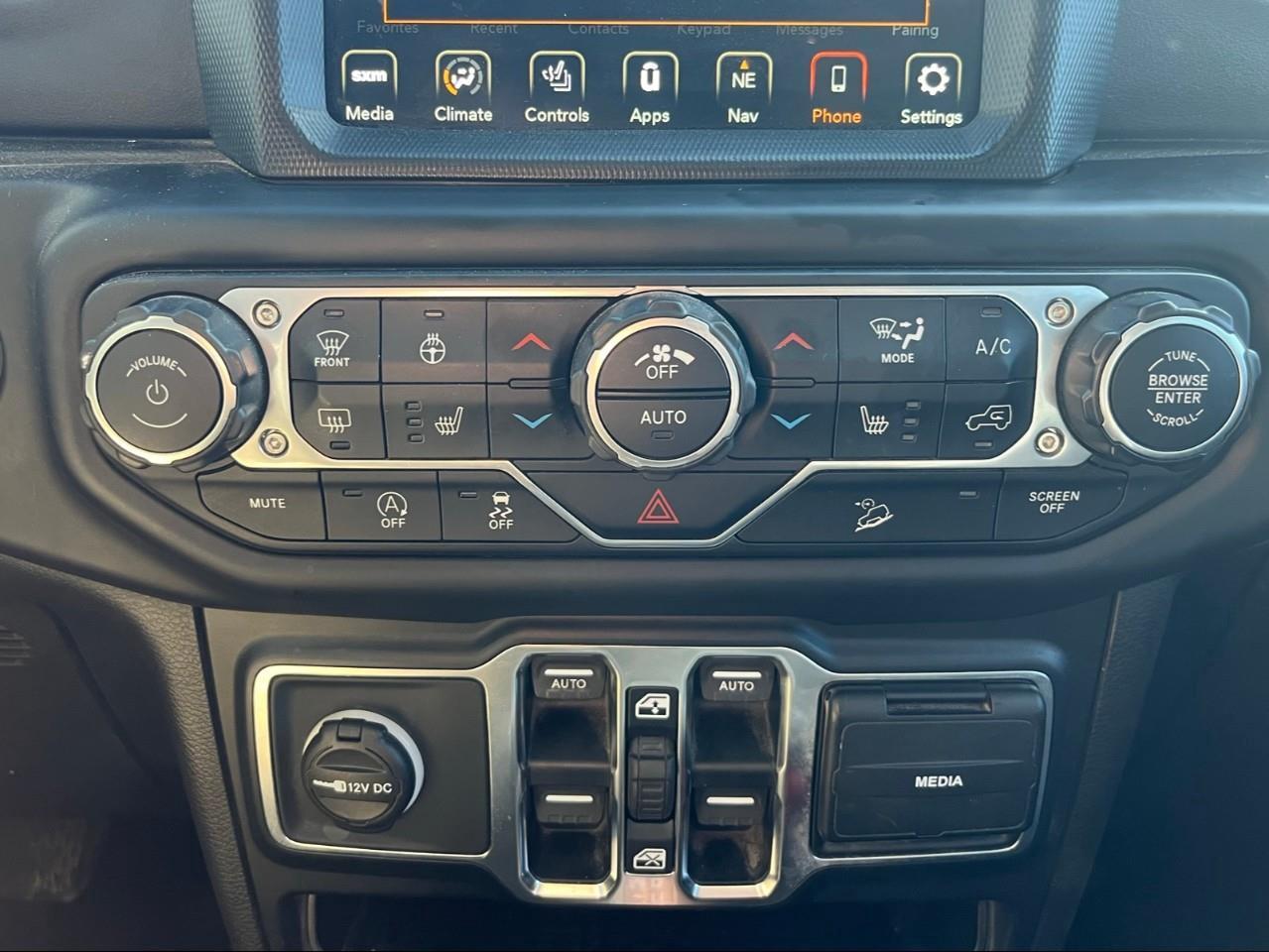 2019 Jeep Wrangler Unlimited Sahara Removable Soft Top Included | Accident Free Photo