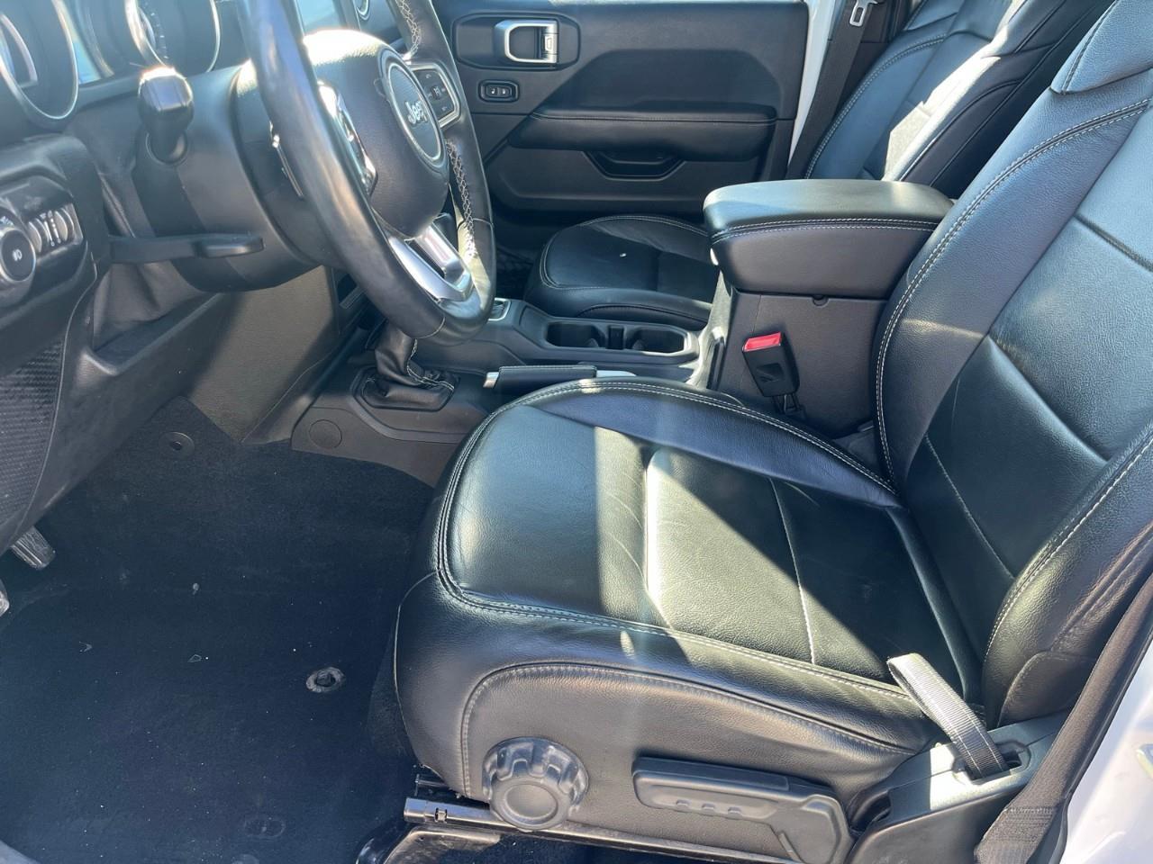 2019 Jeep Wrangler Unlimited Sahara Removable Soft Top Included | Accident Free Photo