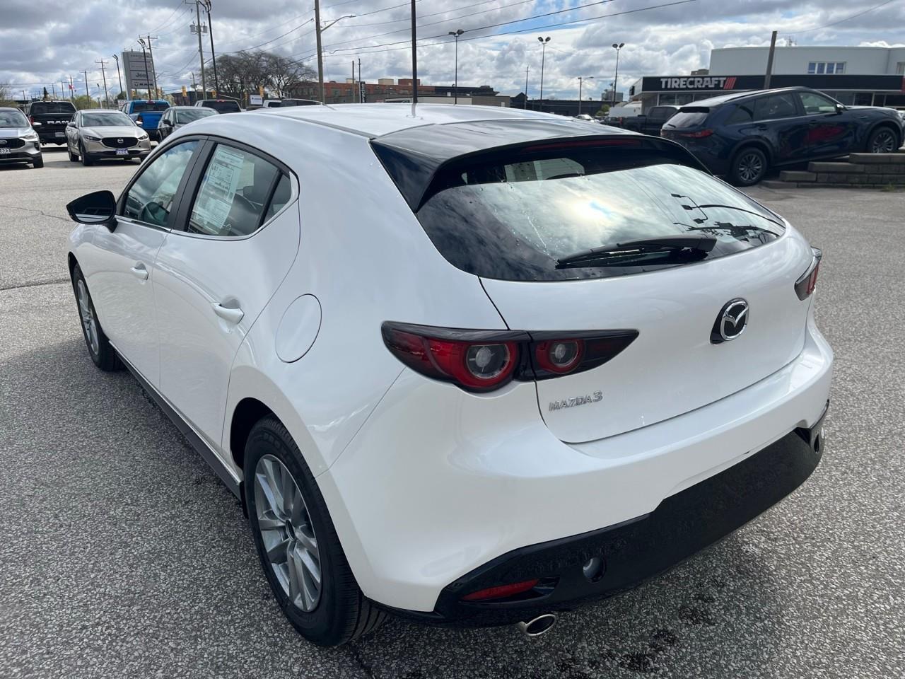 2026 Mazda MAZDA3 GS Photo