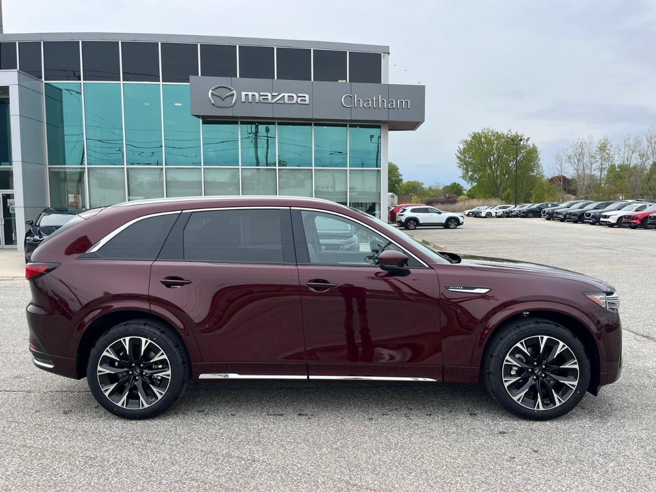 2026 Mazda CX-90 MHEV Signature Photo3