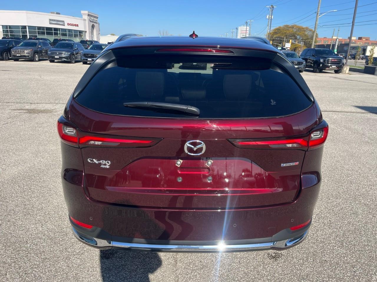 2026 Mazda CX-90 MHEV Signature Corporate Demo Savings | Ventilated Second-Row Captain’s Chairs | Wireless Apple CarPlay and Android Auto Photo