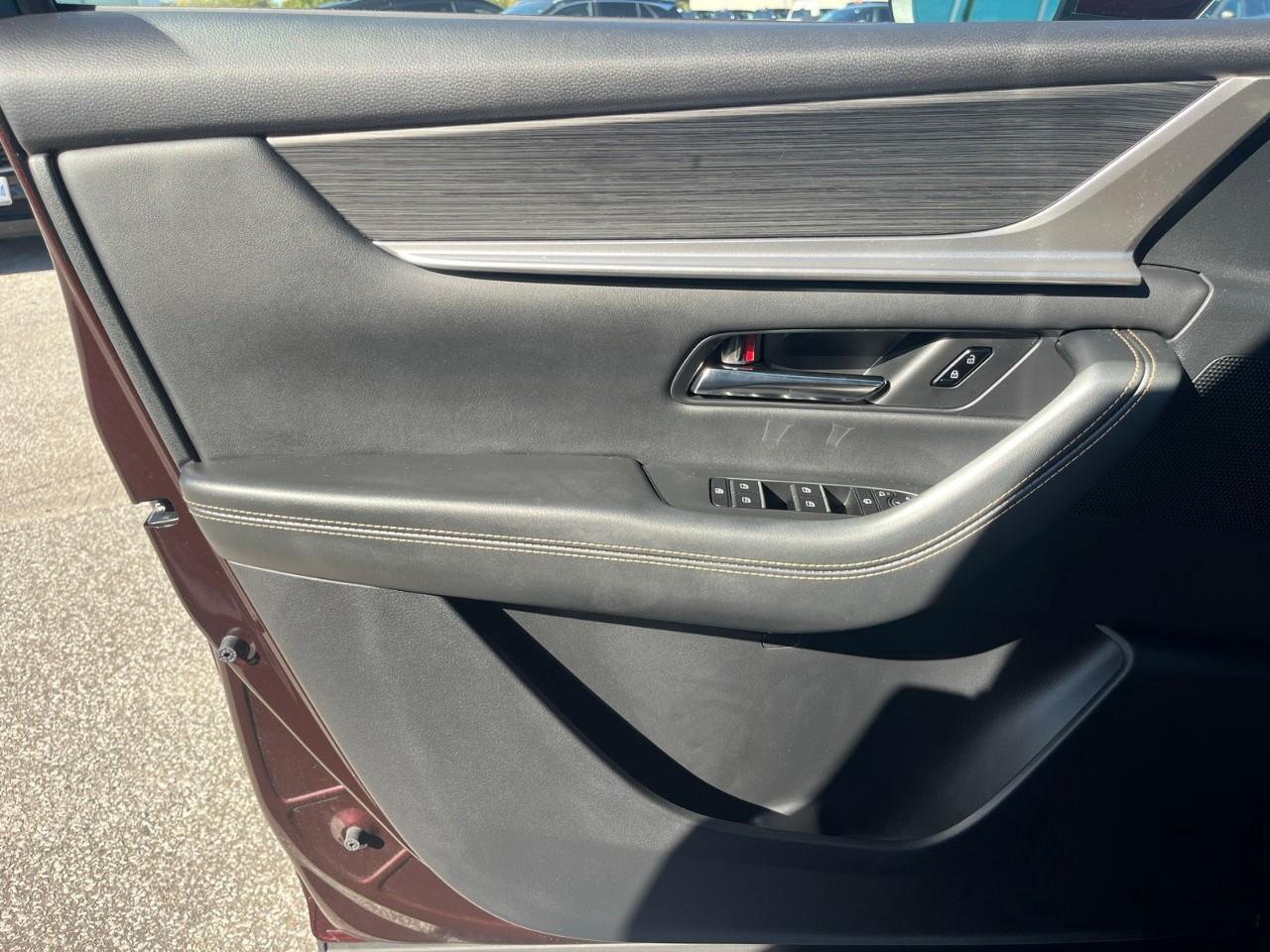 2026 Mazda CX-90 MHEV Signature Corporate Demo Savings | Ventilated Second-Row Captain’s Chairs | Wireless Apple CarPlay and Android Auto Photo