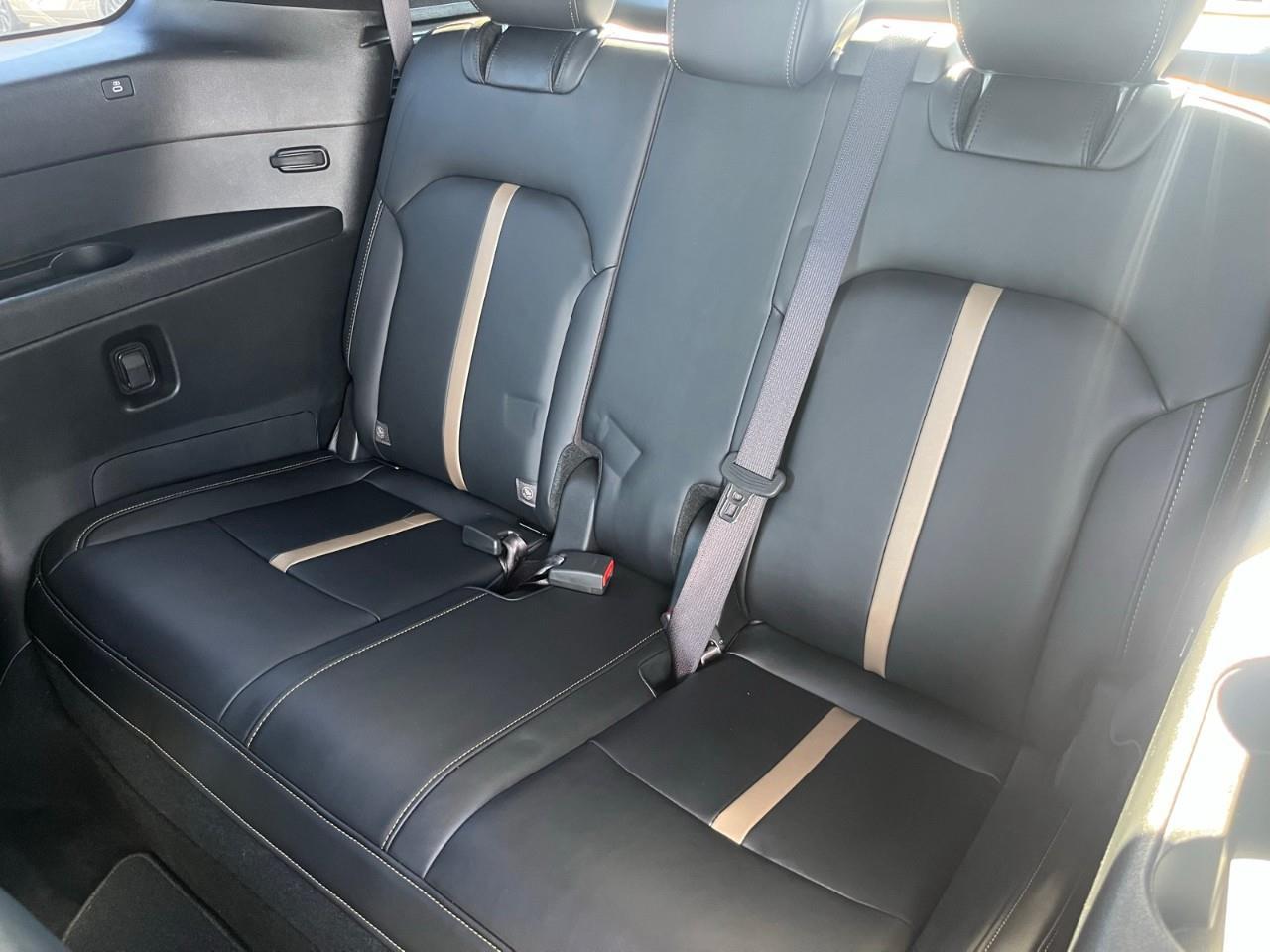 2026 Mazda CX-90 MHEV Signature Corporate Demo Savings | Ventilated Second-Row Captain’s Chairs | Wireless Apple CarPlay and Android Auto Photo