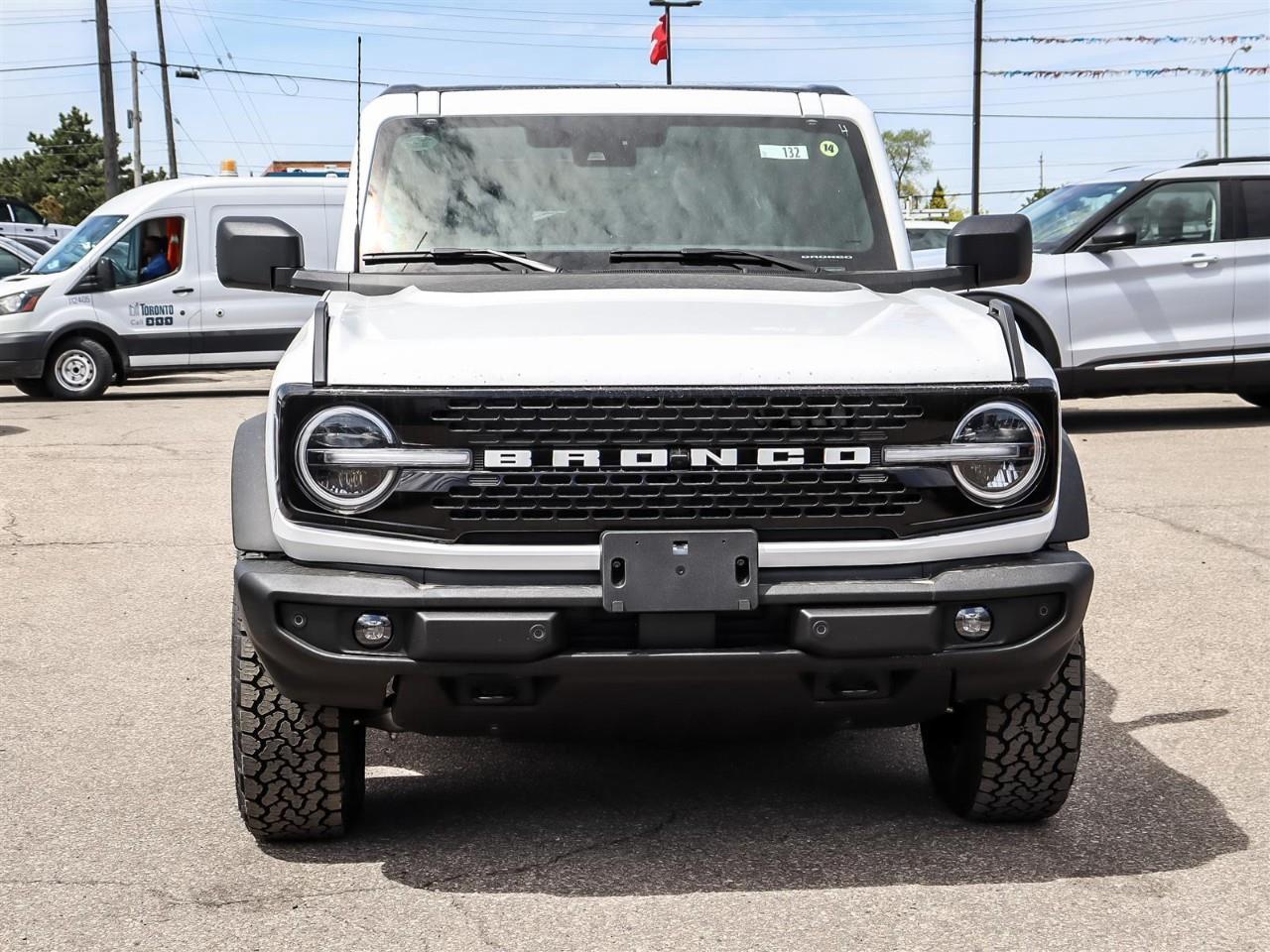 2026 Ford Bronco Outer Banks Photo