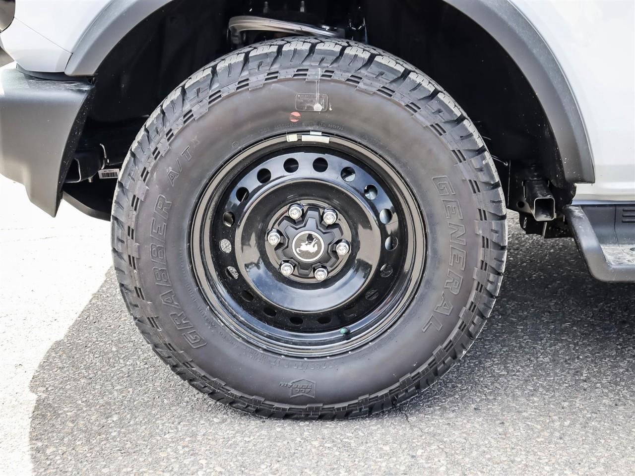 2026 Ford Bronco Outer Banks Photo