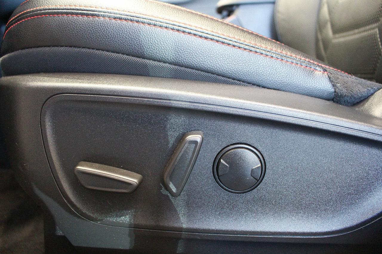 2024 Ford Escape ST-Line Elite HYBRID - PREMIUM B&O AUDIO - 360 DEGREE CAMERA Photo