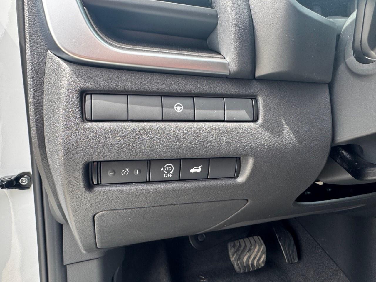 2026 Nissan Rogue AWD SV Moonroof Photo