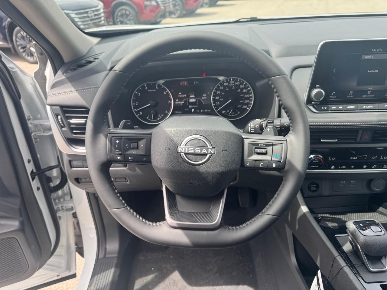 2026 Nissan Rogue AWD SV Moonroof Photo