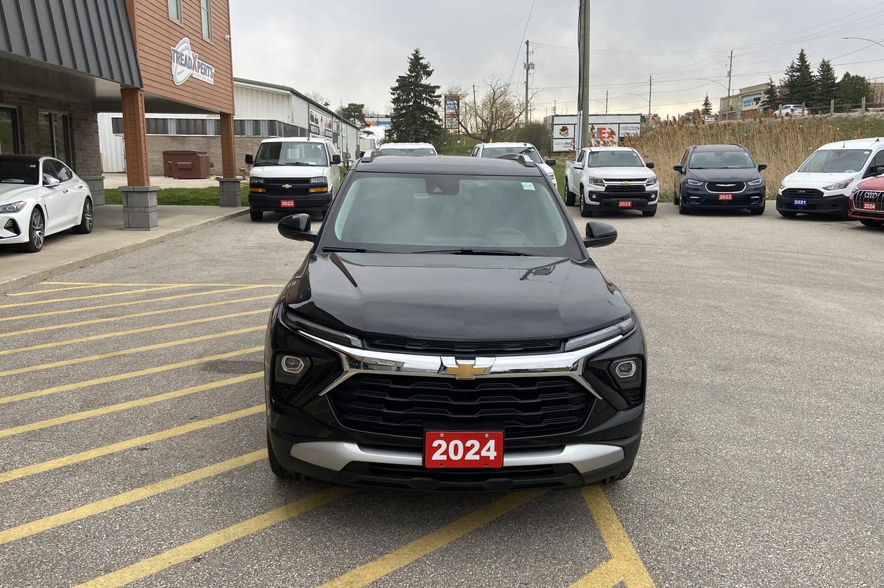 2024 Chevrolet TrailBlazer LT Photo3