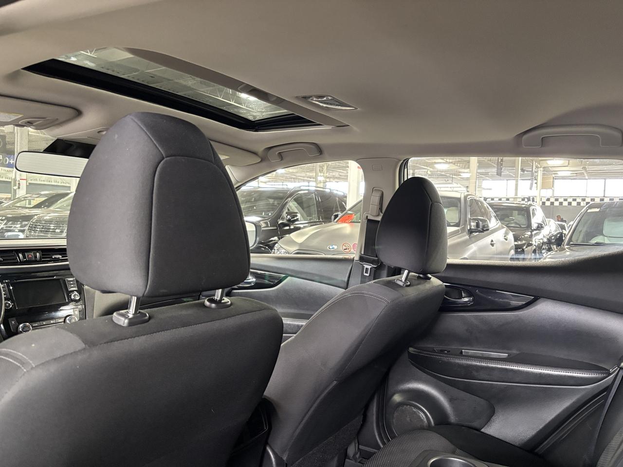 2022 Nissan Qashqai SV AWD|CVT|HEATEDSEATS|HEATEDSTEER|SUNROOF|ALLOYS| Photo