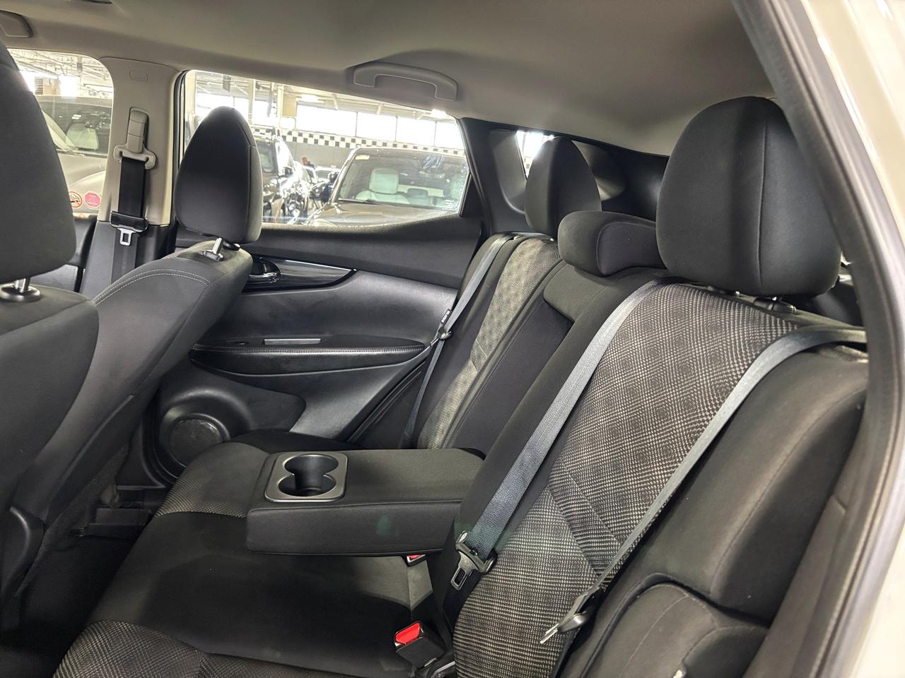 2022 Nissan Qashqai SV AWD|CVT|HEATEDSEATS|HEATEDSTEER|SUNROOF|ALLOYS| Photo