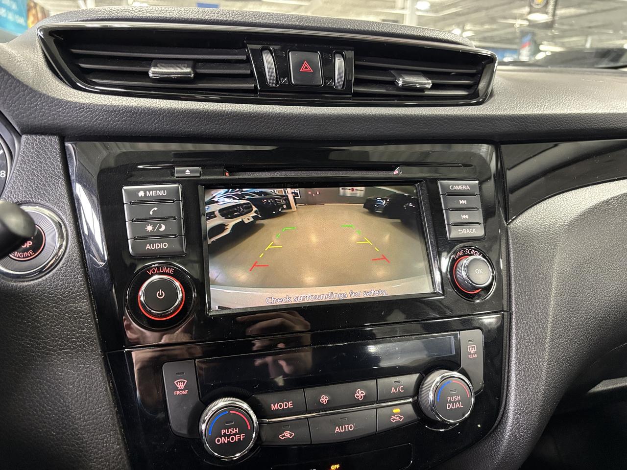 2022 Nissan Qashqai SV AWD|CVT|HEATEDSEATS|HEATEDSTEER|SUNROOF|ALLOYS| Photo