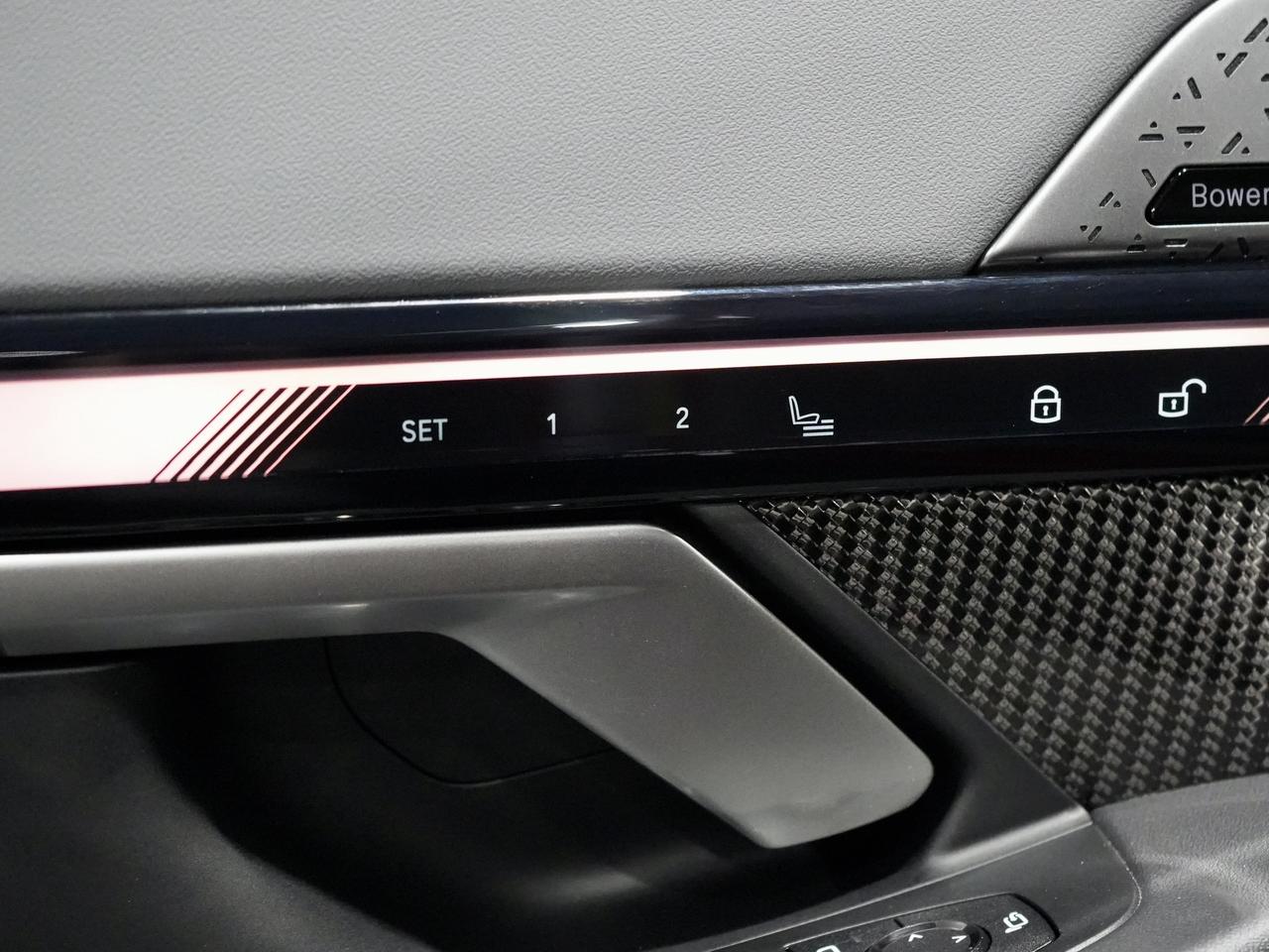 2024 BMW i5 M60 xDrive Sedan Photo