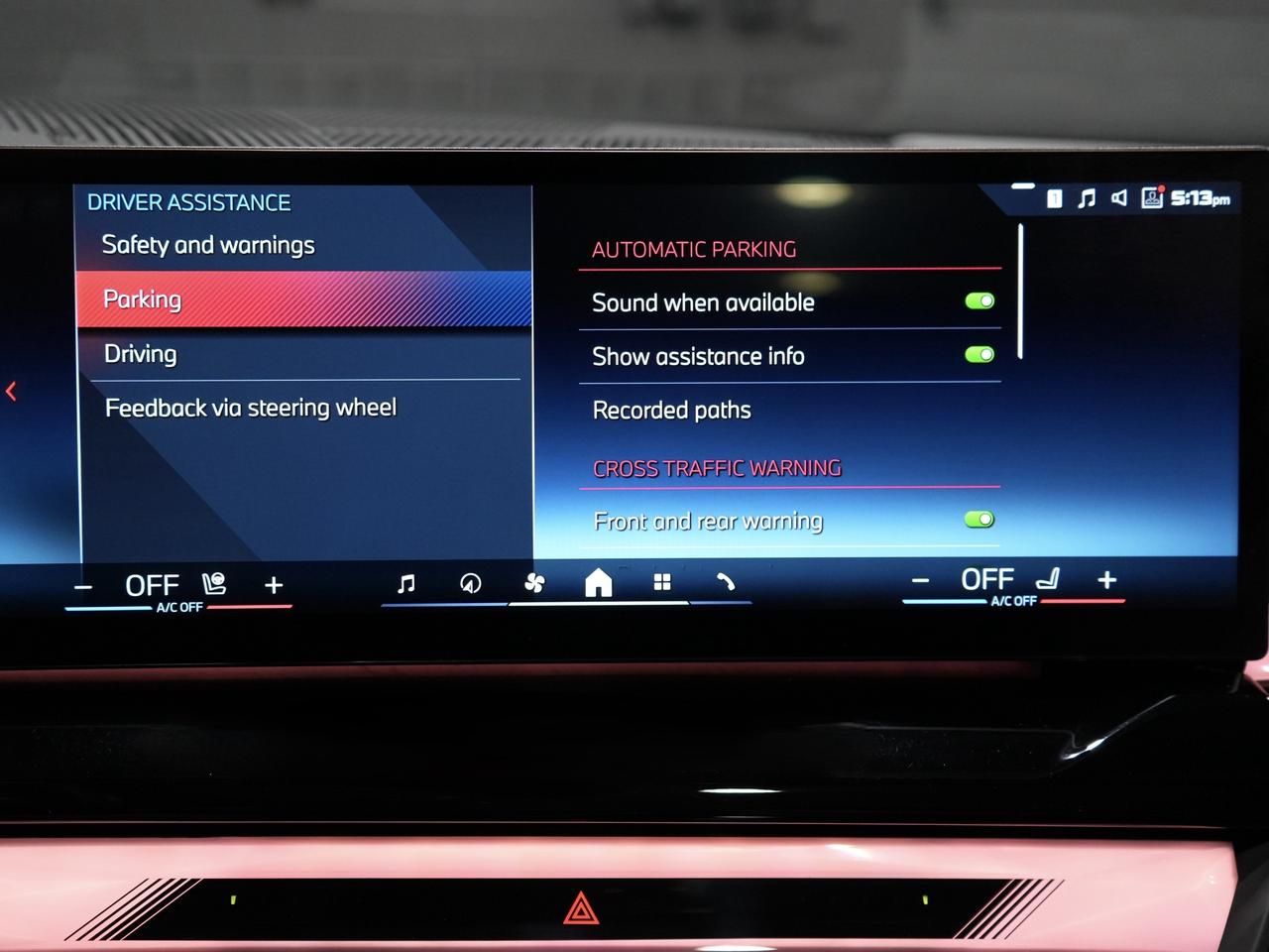 2024 BMW i5 M60 xDrive Sedan Photo