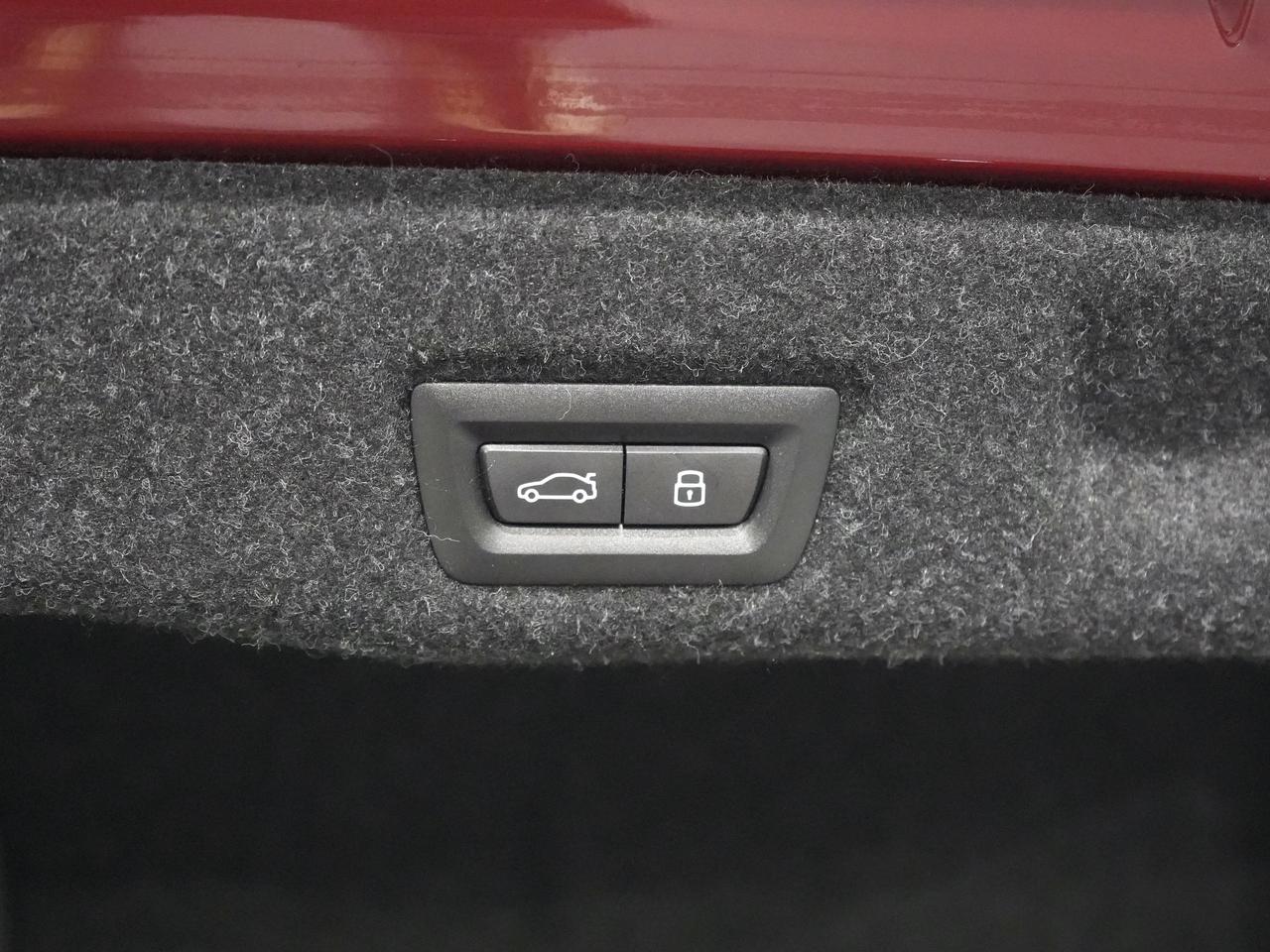 2024 BMW i5 M60 xDrive Sedan Photo