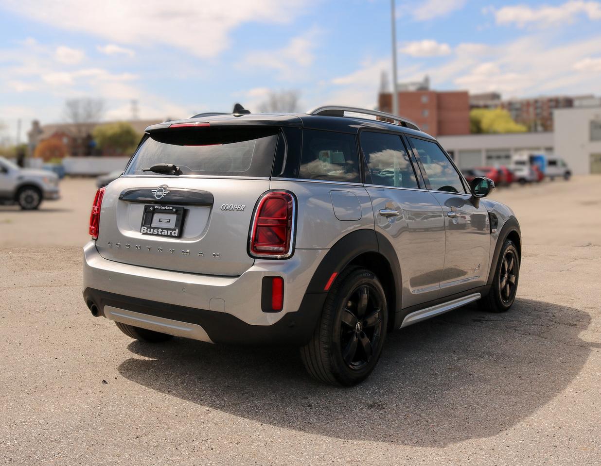 2024 MINI Cooper Countryman Cooper ALL4 | PANORAMIC SUNROOF | HEATED SEATS | Photo4