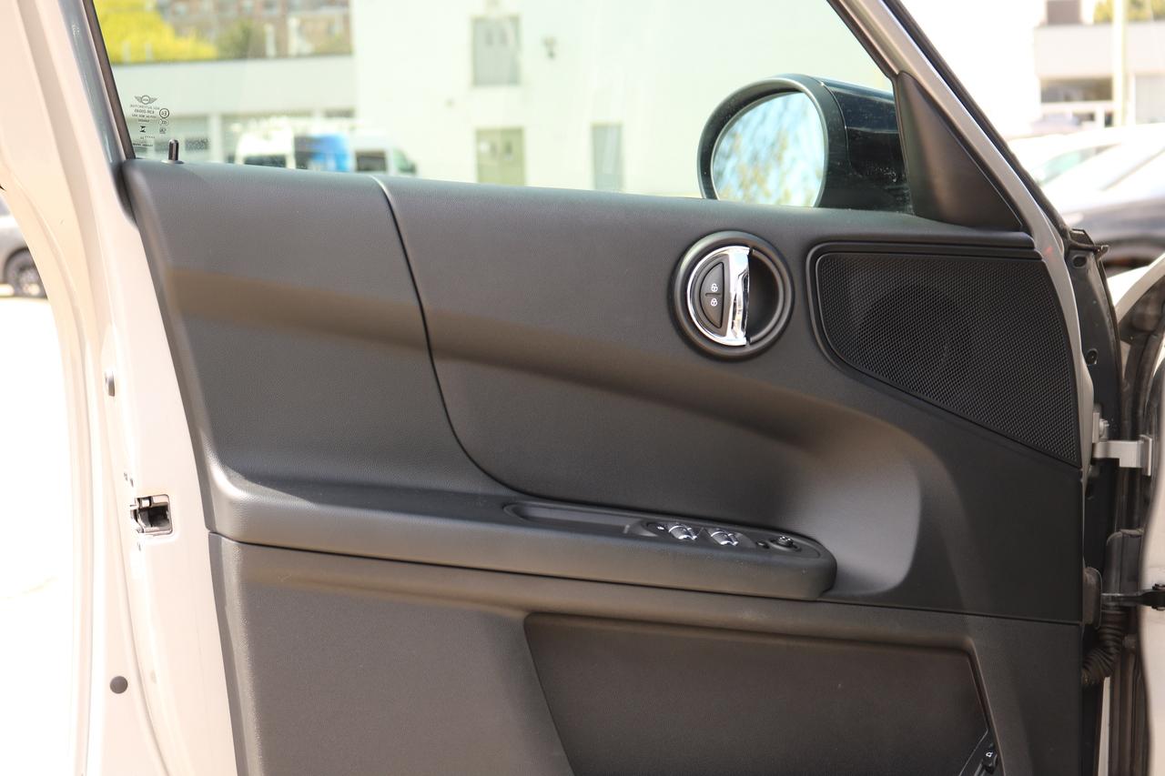 2024 MINI Cooper Countryman Cooper ALL4 | PANORAMIC SUNROOF | HEATED SEATS | Photo