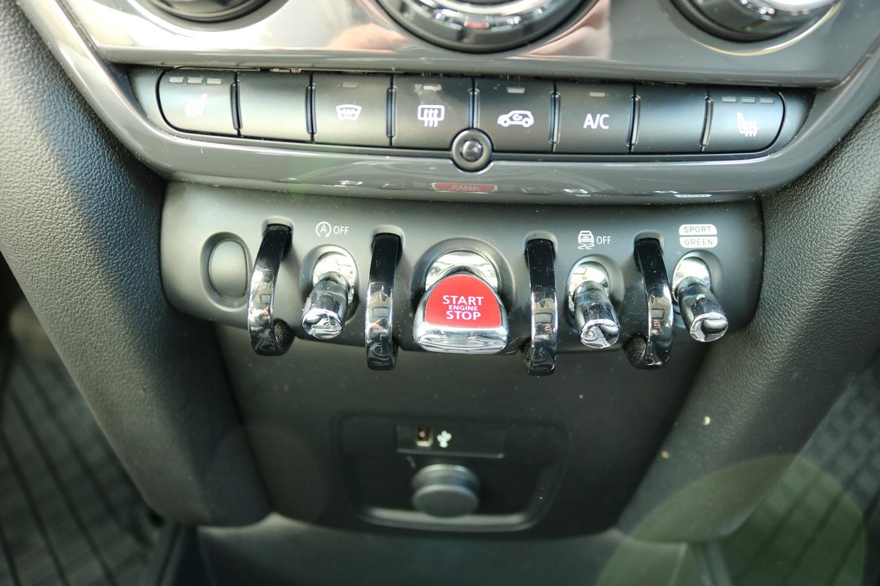 2024 MINI Cooper Countryman Cooper ALL4 | PANORAMIC SUNROOF | HEATED SEATS | Photo