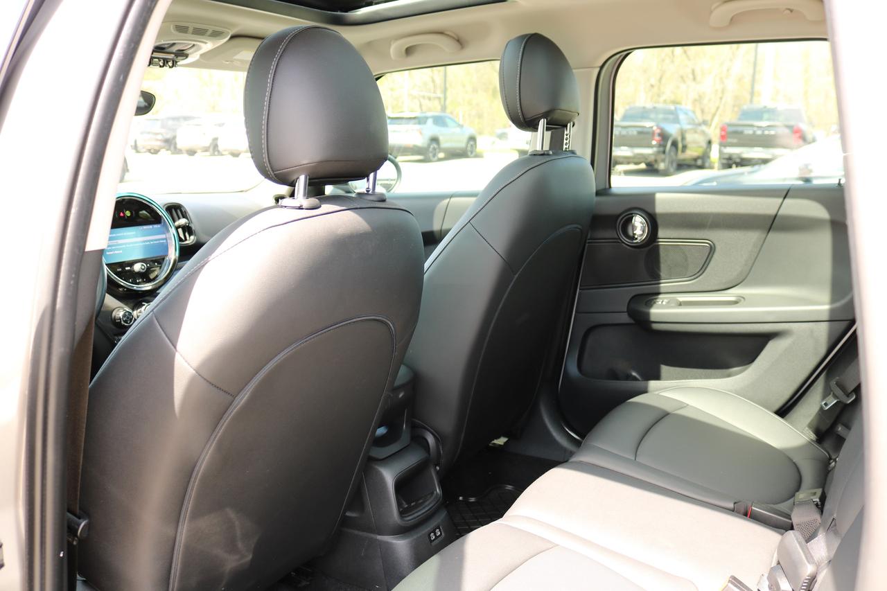 2024 MINI Cooper Countryman Cooper ALL4 | PANORAMIC SUNROOF | HEATED SEATS | Photo