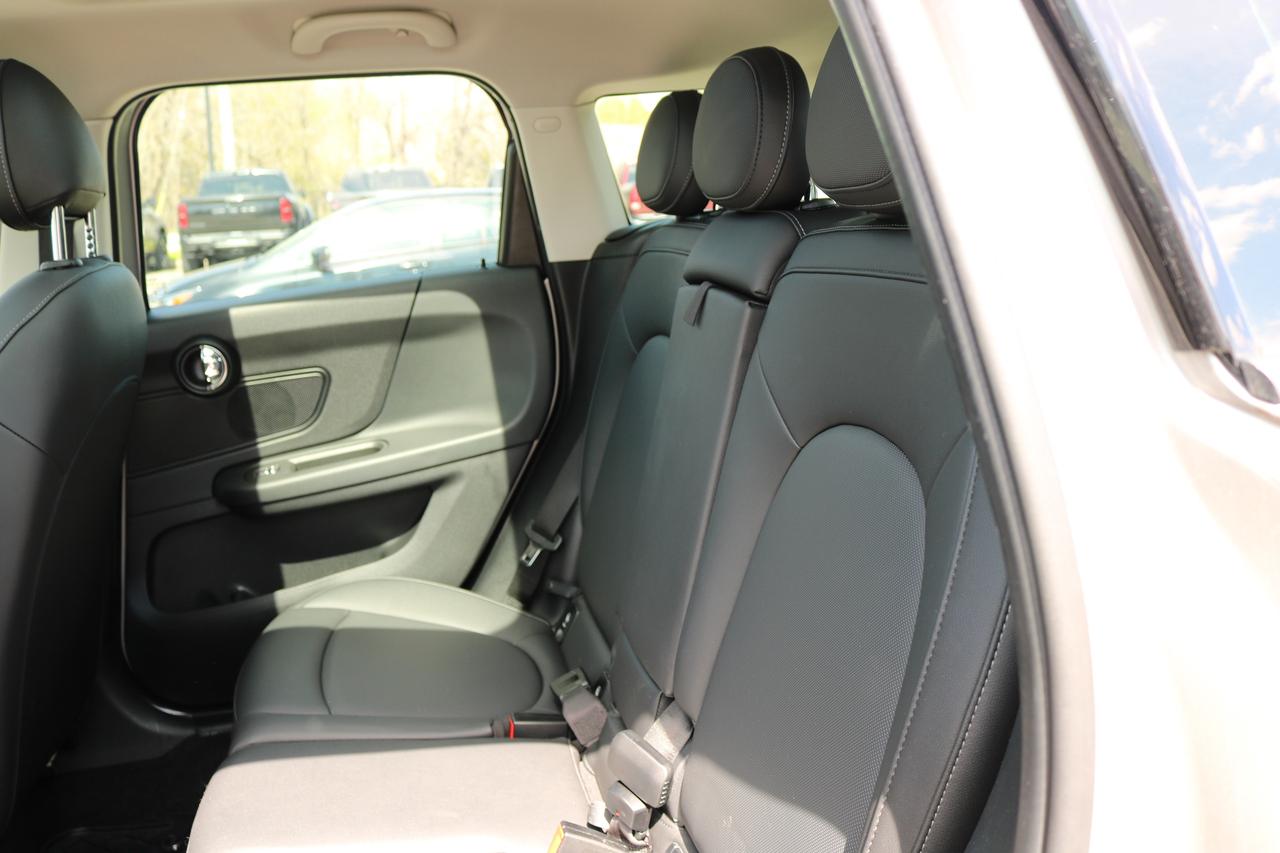 2024 MINI Cooper Countryman Cooper ALL4 | PANORAMIC SUNROOF | HEATED SEATS | Photo