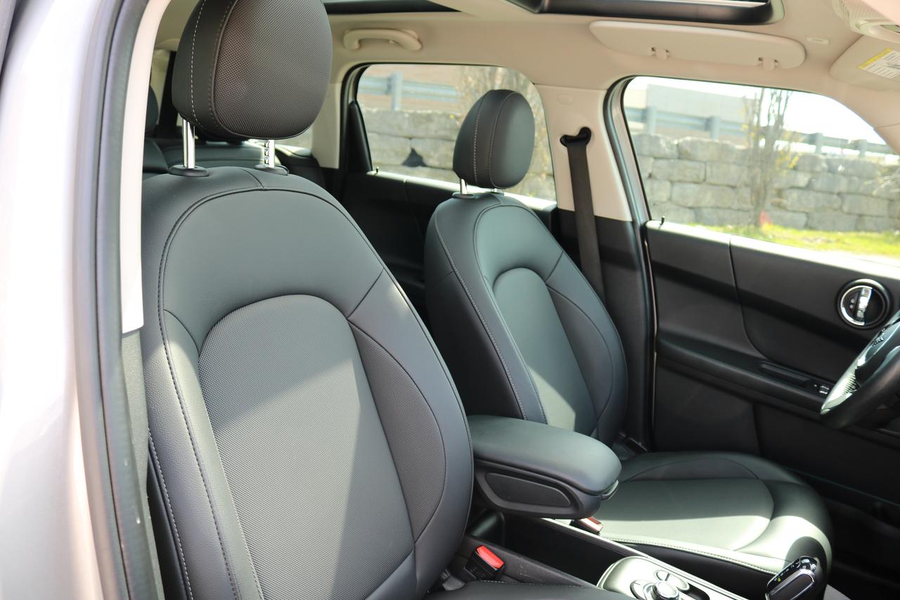2024 MINI Cooper Countryman Cooper ALL4 | PANORAMIC SUNROOF | HEATED SEATS | Photo