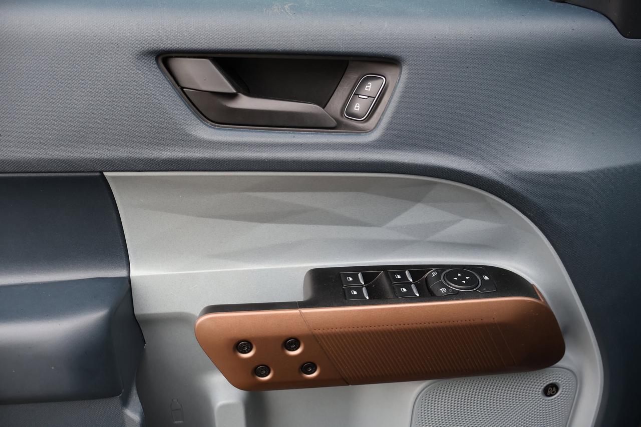 2024 Ford Maverick LARIAT | | Heated Seats | Photo