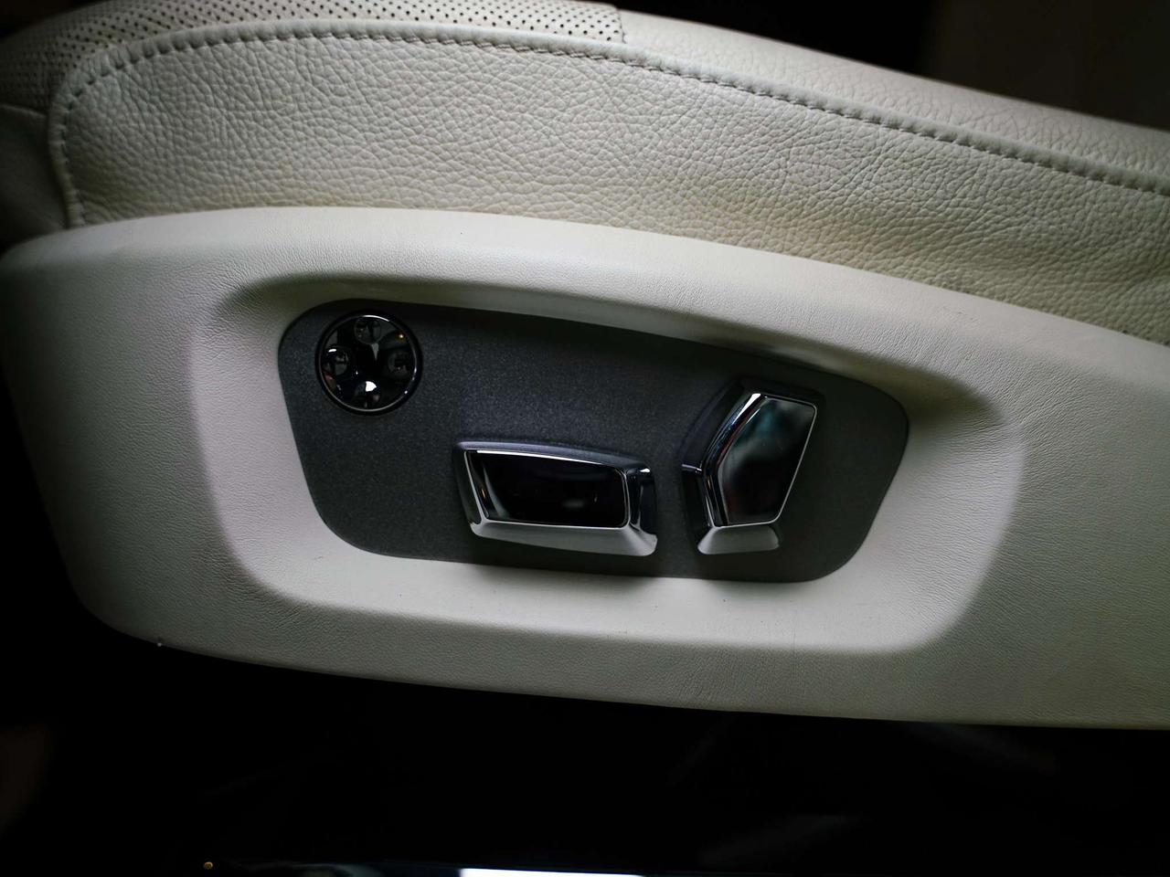 2010 Rolls Royce Ghost V12 | HUD | LOW KMS | 20 IN Photo