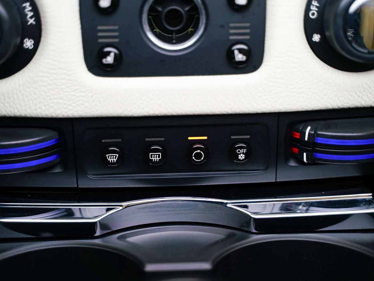 2010 Rolls Royce Ghost V12 | HUD | LOW KMS | 20 IN Photo