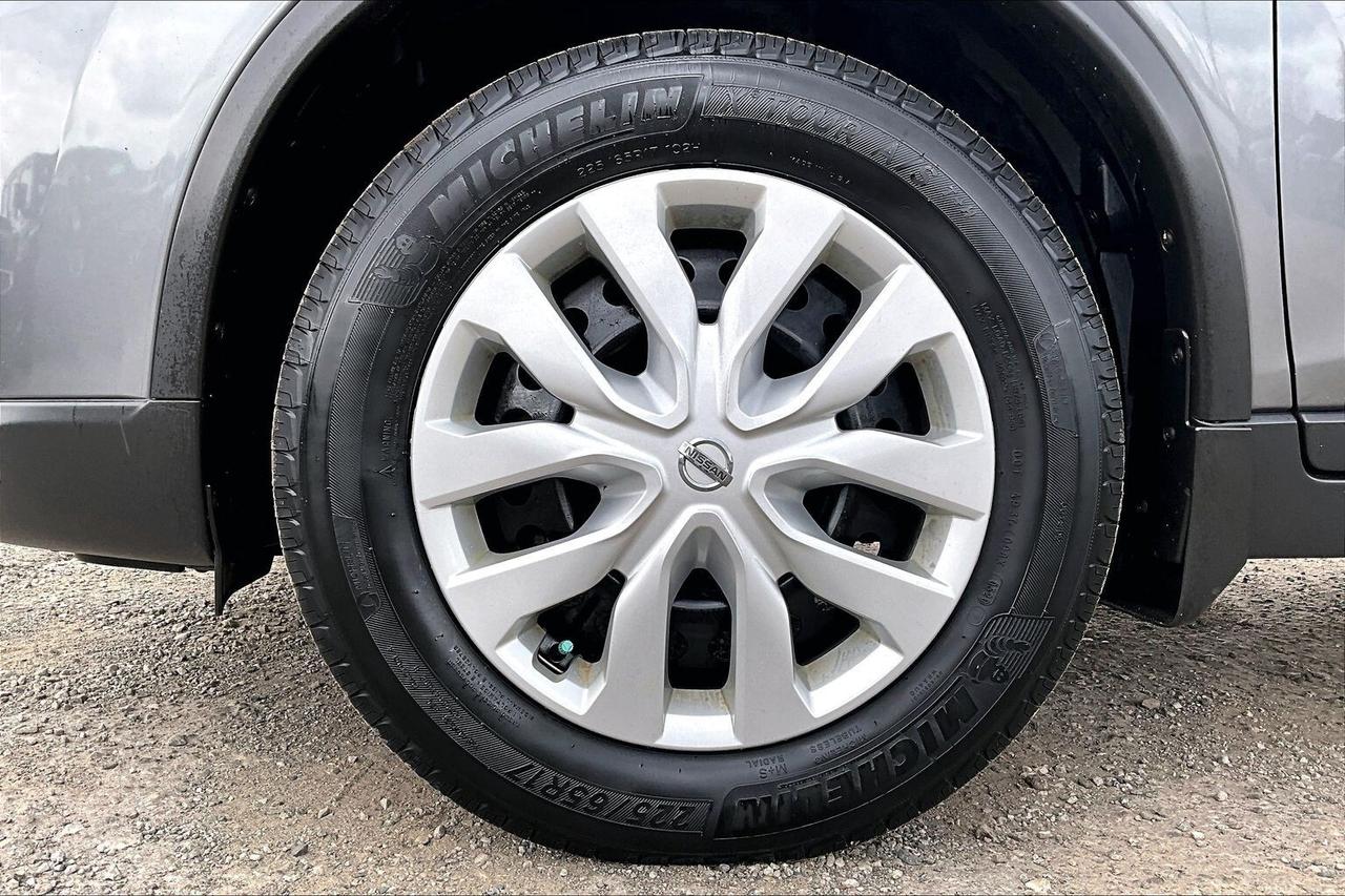2016 Nissan Rogue S | Low KM | Safety Certified | FWD Photo