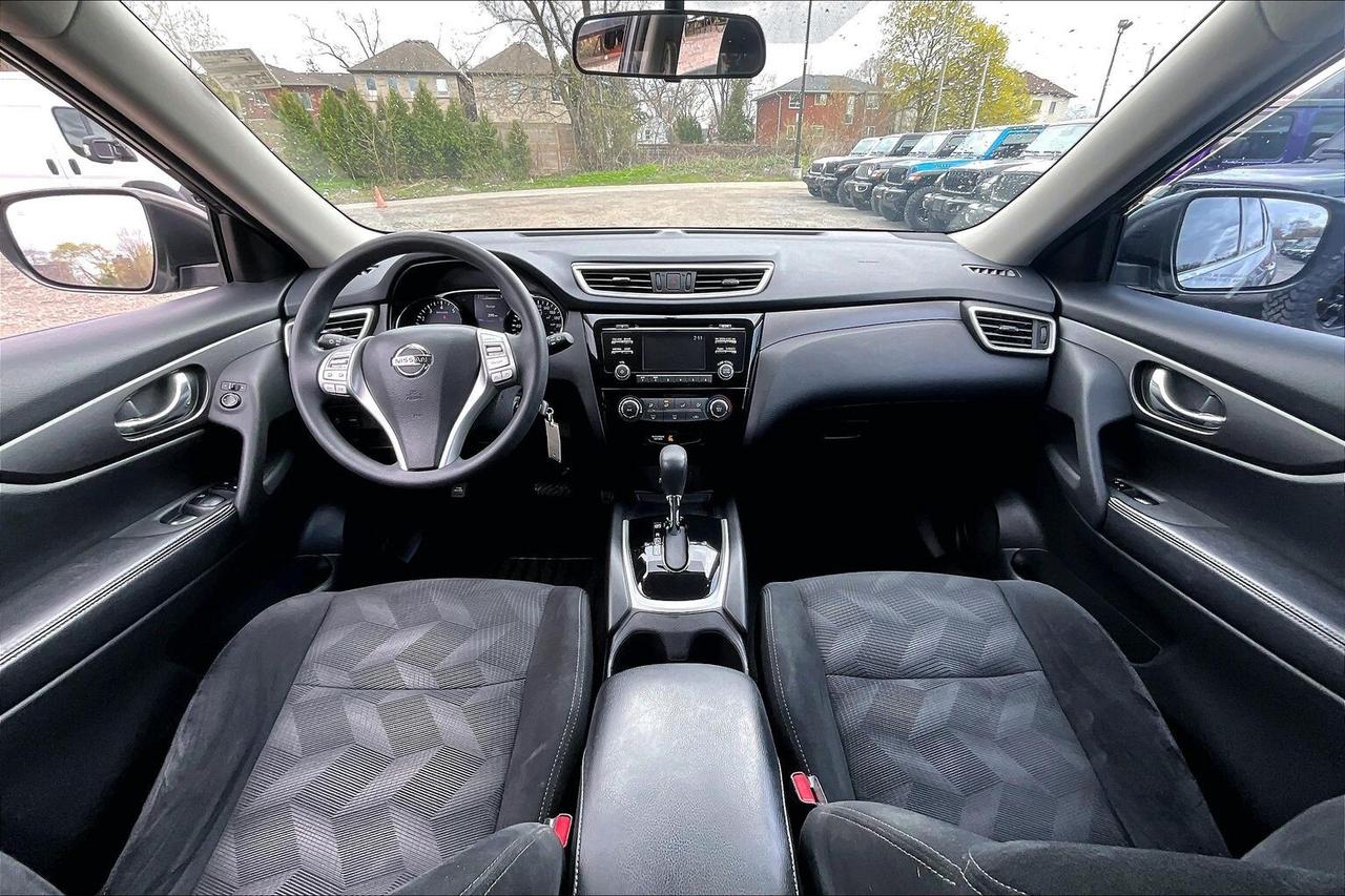 2016 Nissan Rogue S | Low KM | Safety Certified | FWD Photo