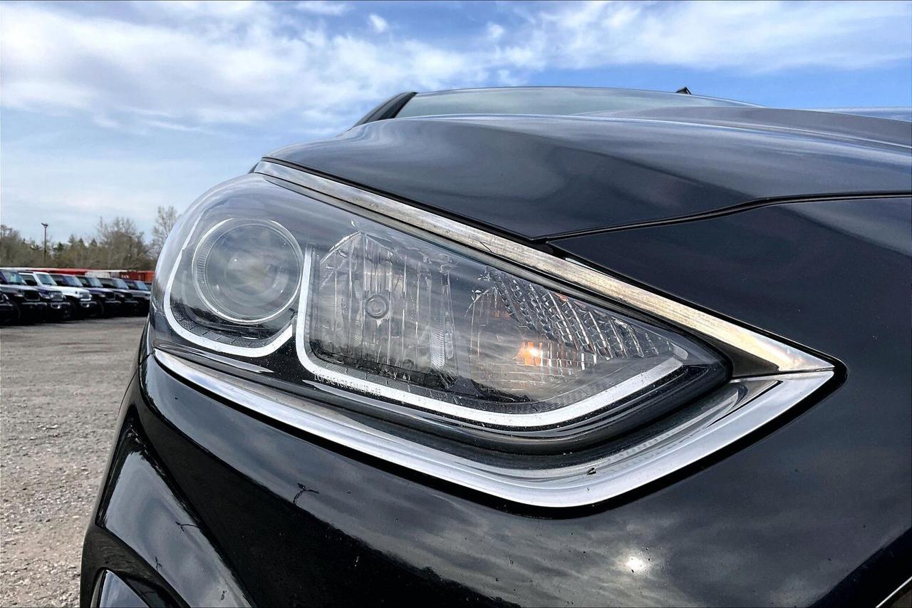 2019 Hyundai Sonata Essential  | Sport Pkg | AS IS | FWD Photo