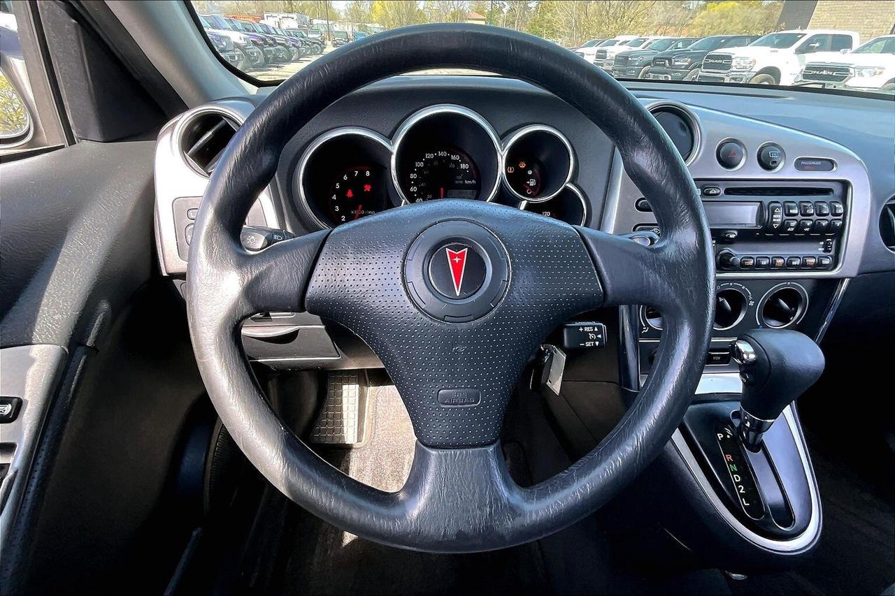 2007 Pontiac Vibe Hatchback | AS IS | FWD Photo