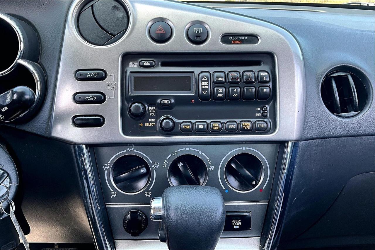 2007 Pontiac Vibe Hatchback | AS IS | FWD Photo