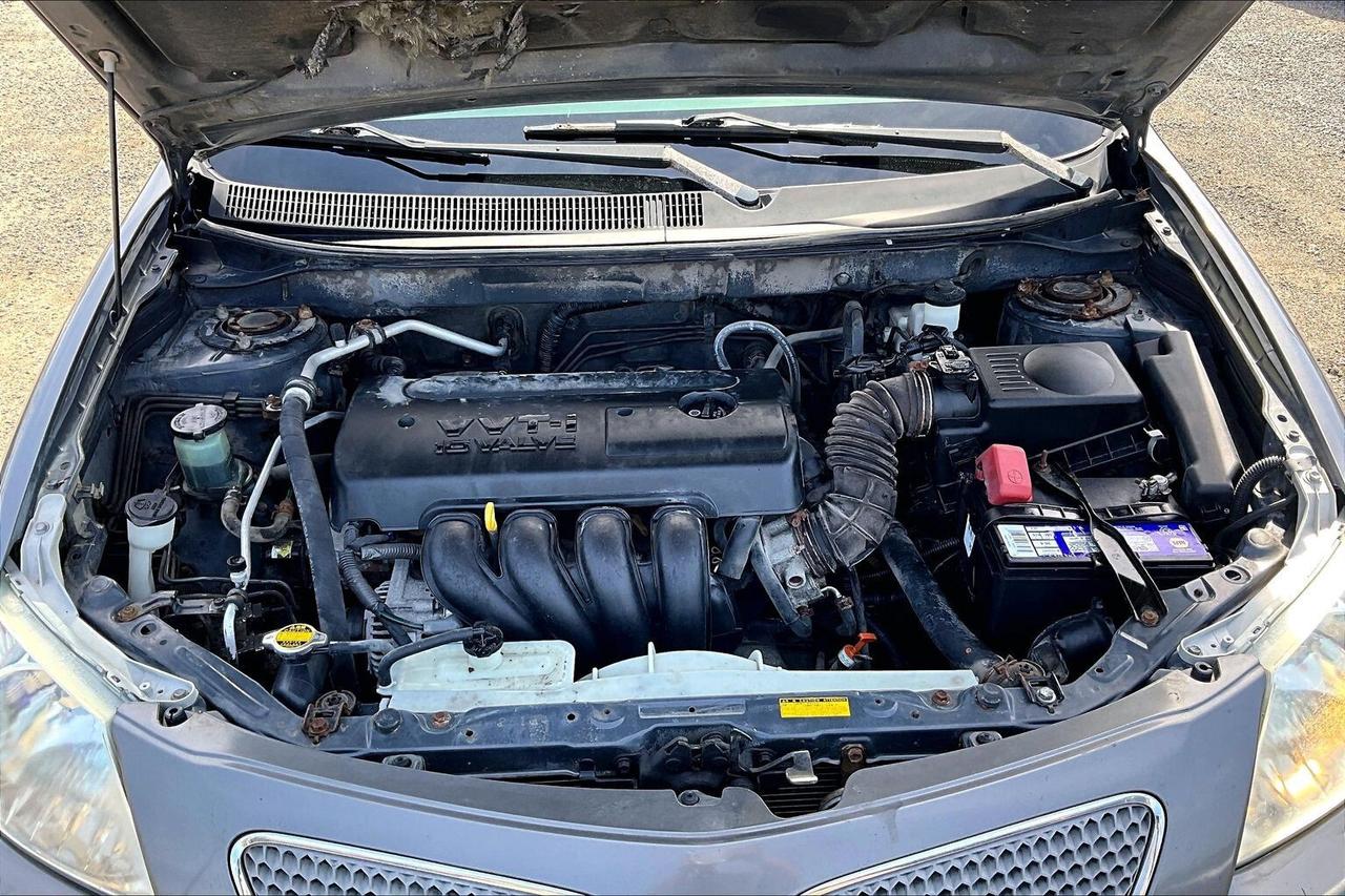 2007 Pontiac Vibe Hatchback | AS IS | FWD Photo