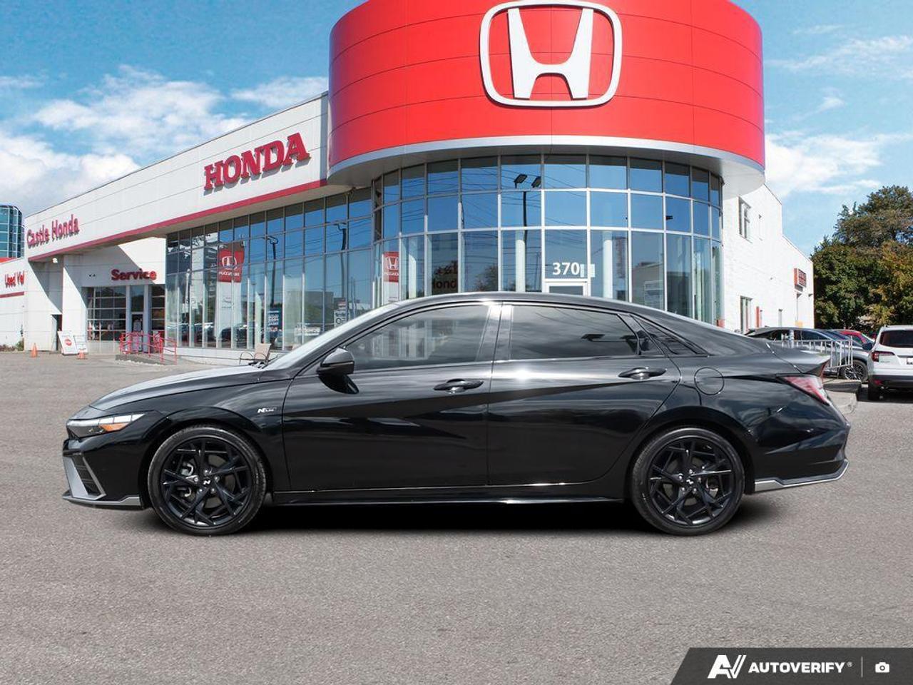 2025 Hyundai Elantra  Photo2