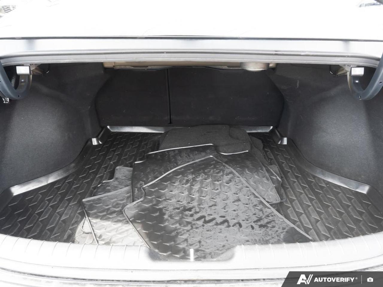 2025 Hyundai Elantra  Photo