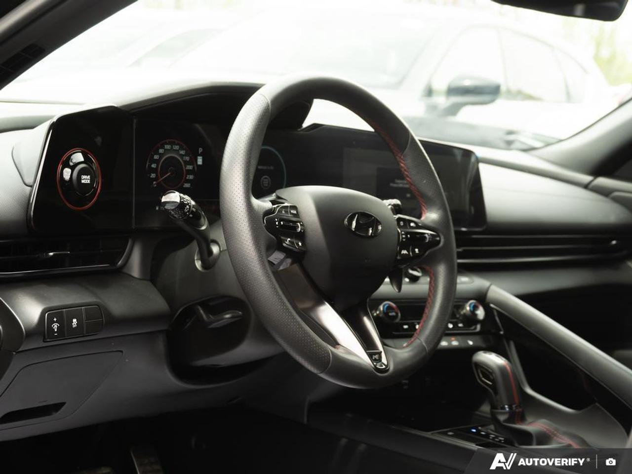 2025 Hyundai Elantra  Photo