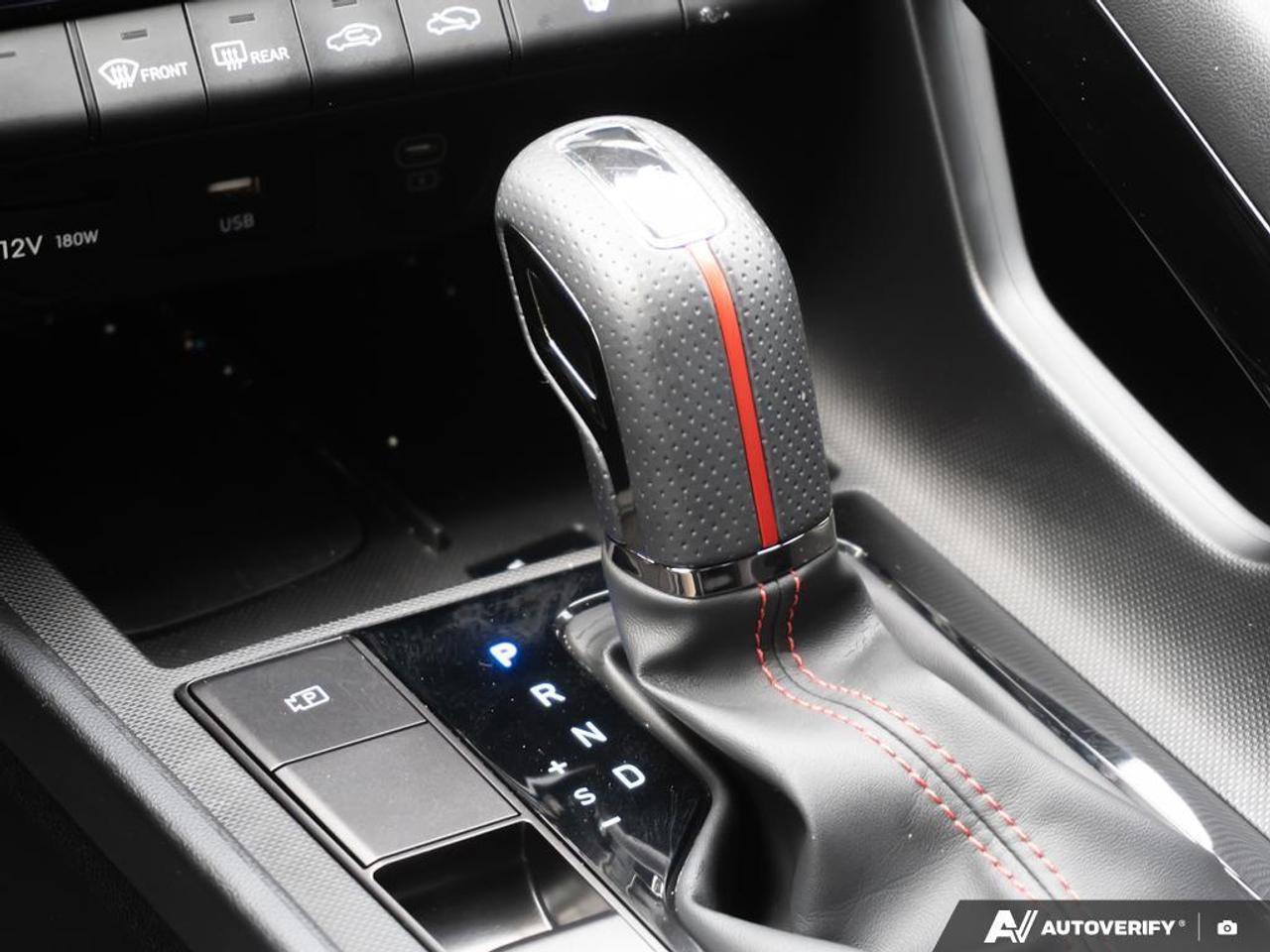 2025 Hyundai Elantra  Photo