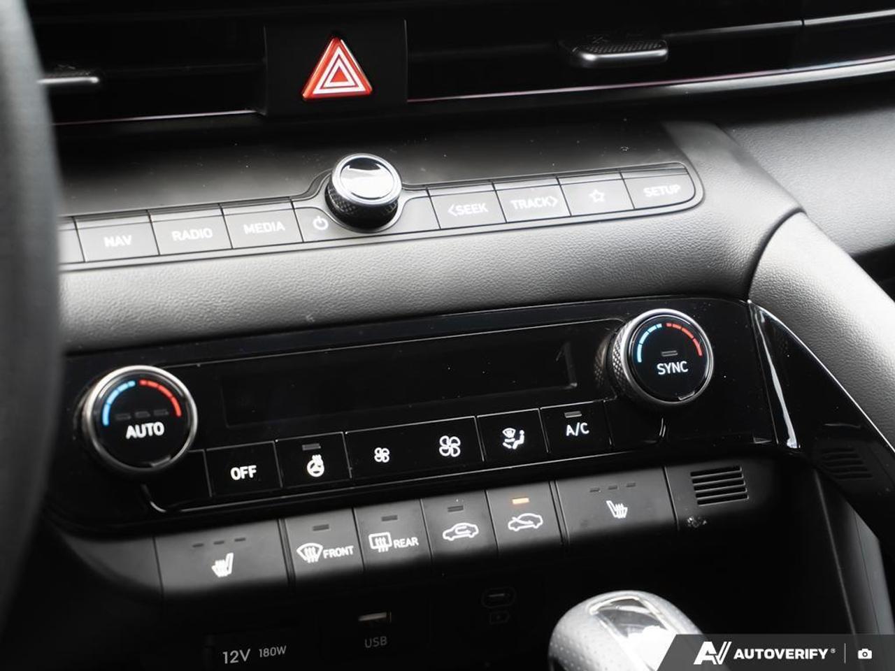 2025 Hyundai Elantra  Photo