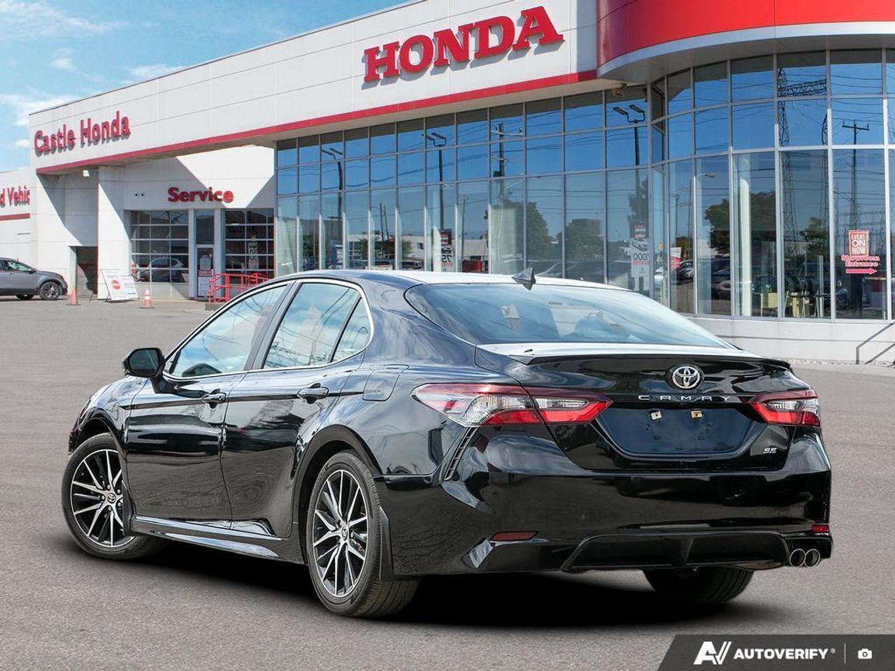 2022 Toyota Camry  Photo3