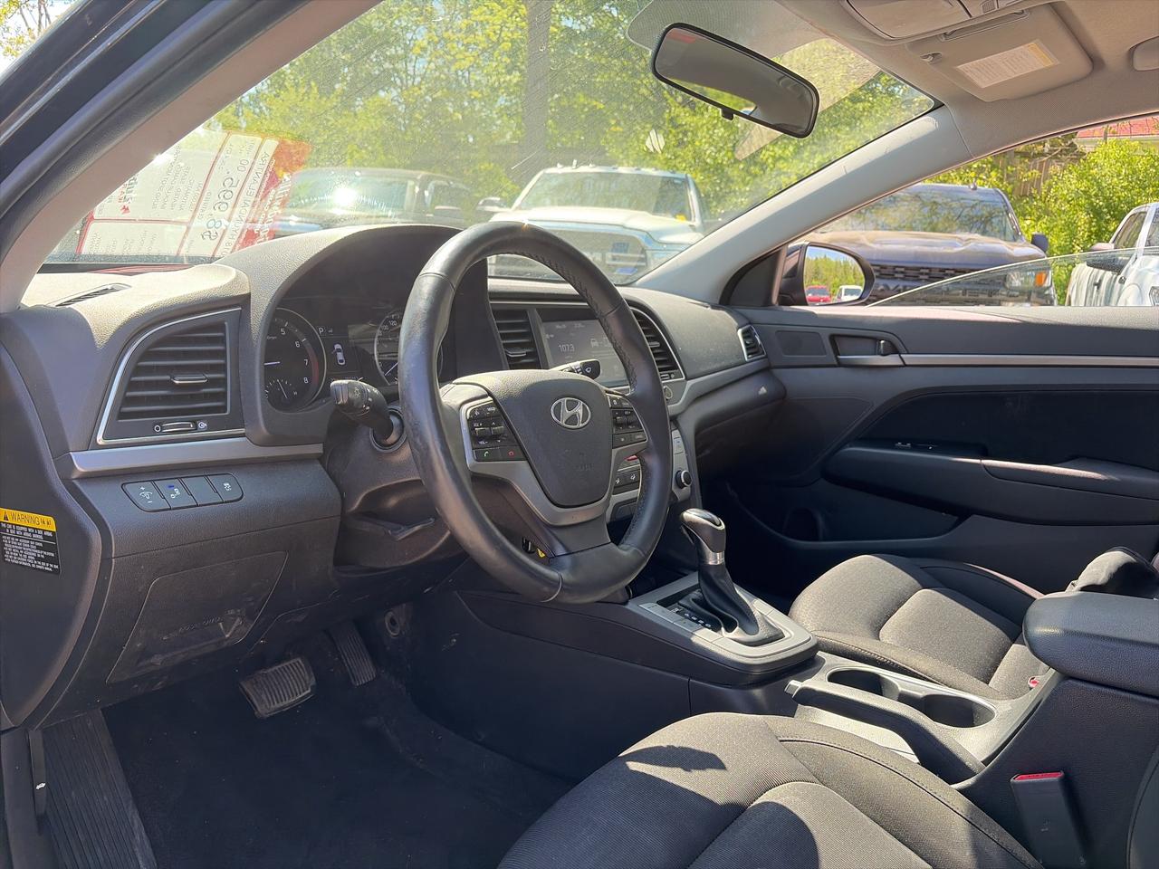 2018 Hyundai Elantra SEL, AUTO, CERTIFIED, BACK UP CAMERA! - Photo #11