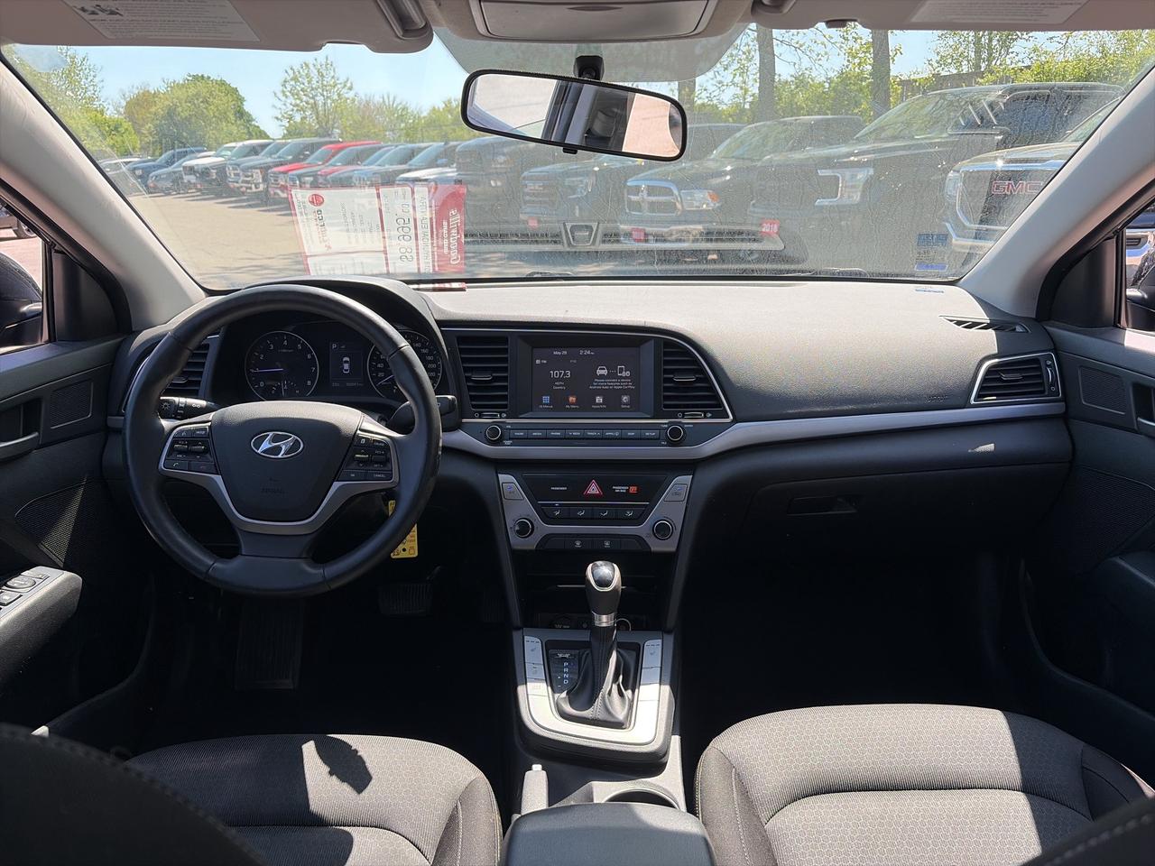 2018 Hyundai Elantra SEL, AUTO, CERTIFIED, BACK UP CAMERA! Photo
