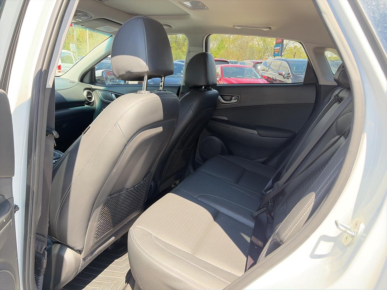 2020 Hyundai KONA 2.0L LUXURY AWD, CLEAN CARFAX, HEATED LEATHER! Photo