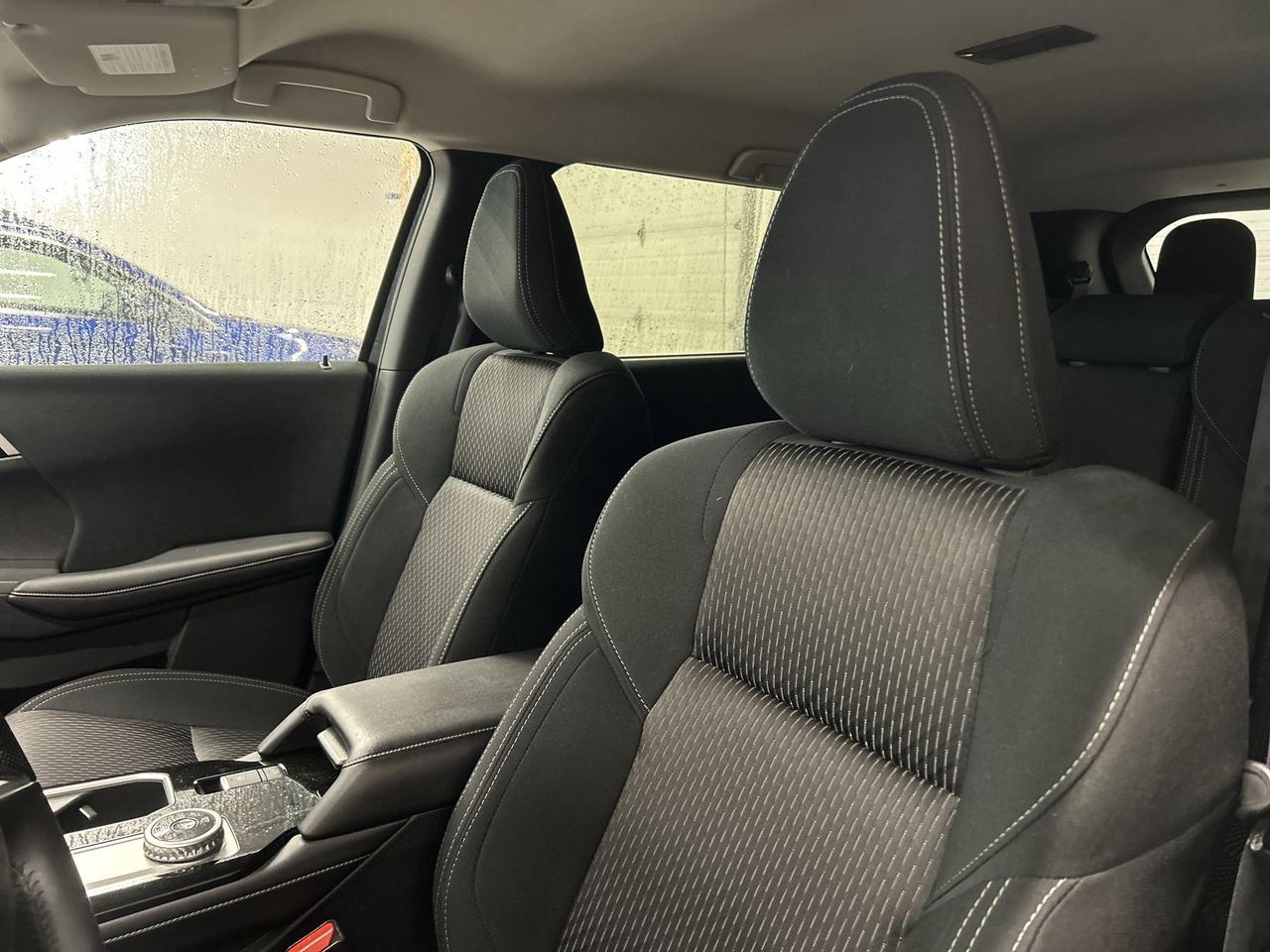 2025 Mitsubishi Outlander AWD | 7-PASS | HTD SEATS | CARPLAY | BLIND SPOT Photo