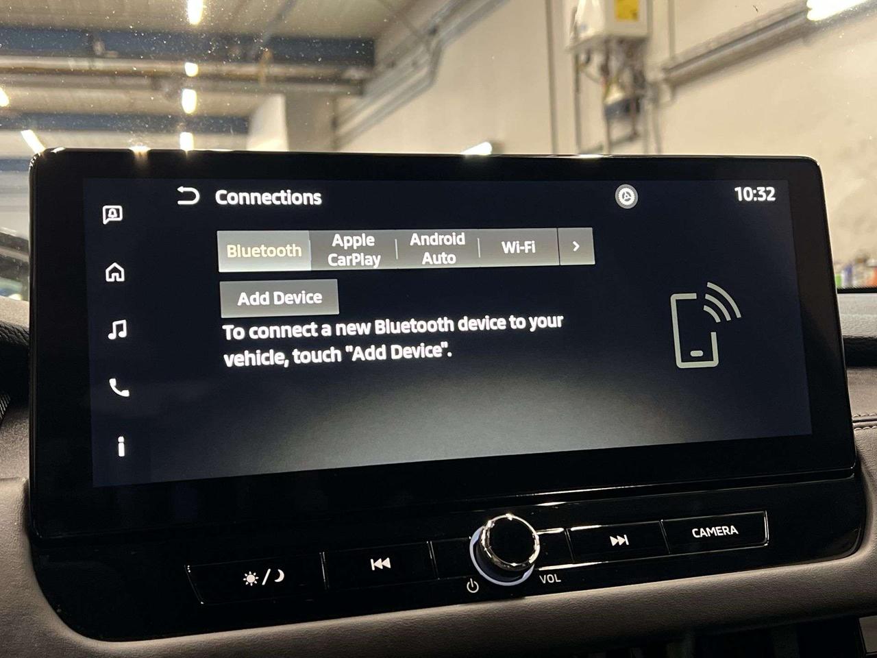 2025 Mitsubishi Outlander AWD | 7-PASS | HTD SEATS | CARPLAY | BLIND SPOT Photo
